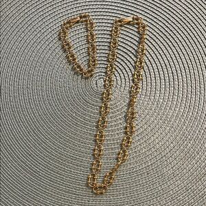 Avon Chainlink Necklace and Bracelet Set